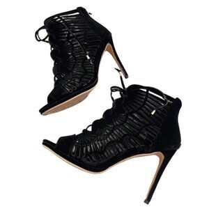 NWOB Nine West Angelica Lace Up Bootie